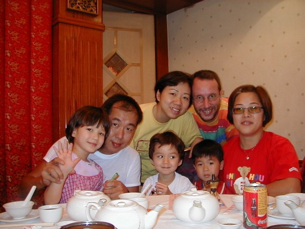 2000-HkgParty03.jpg